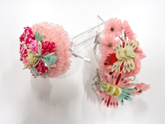 Japanese Kimono / Others (Bolt etc)
